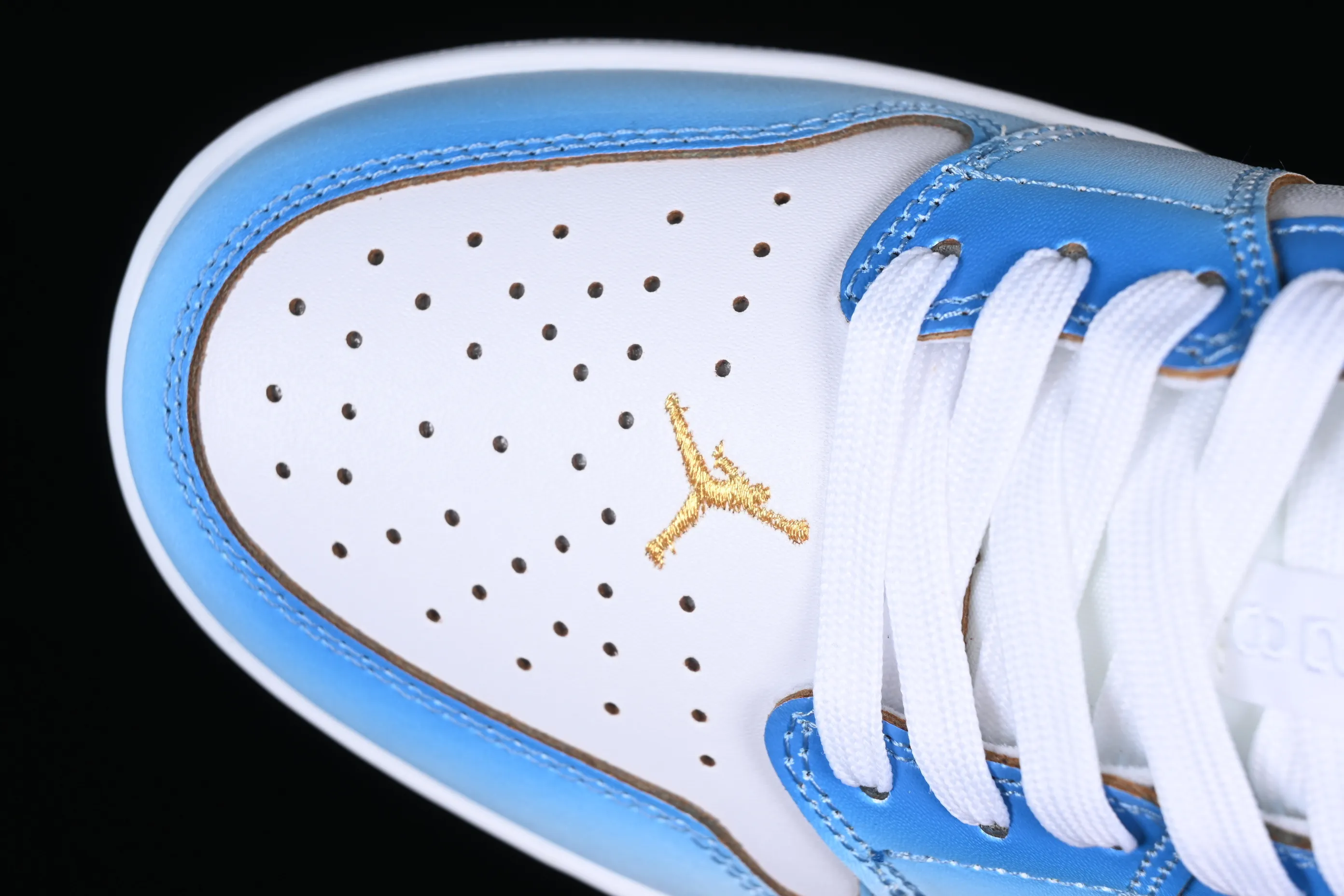 All categories Air Jordan Jordan series basketball shoes Air Jordan 1 Low Z version Air Jordan 1 Low AJ1 Joe 1 metal gradient low-top cultural casual sneakers FN8899-141